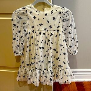 Gap Dress size 5T, New with Tags. Cream color with black flowers.